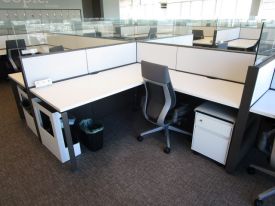 W6222 - Steelcase Answer Workstations